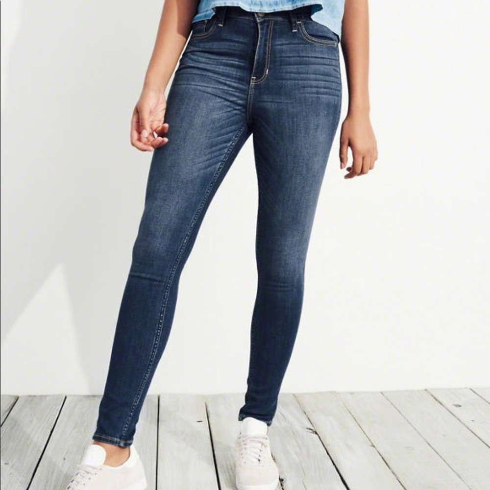 Hollister Women's Skinny Jeans - Dark Blue